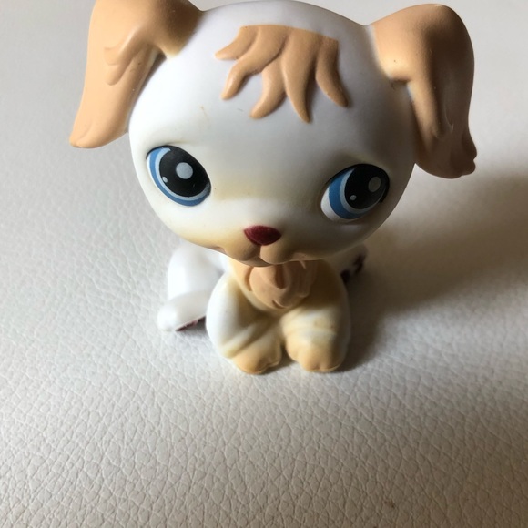 Littlest Pet Shop Golden Retriever Dog 140 Yellow Blue Eyes LPS Portable Pets - Picture 3 of 9